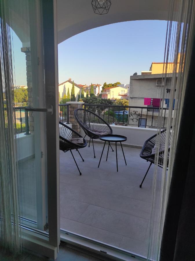 Ema Appartement Primošten Buitenkant foto